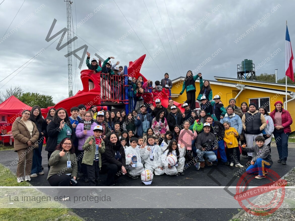 Foto grupal IX Feria Científica Huequi